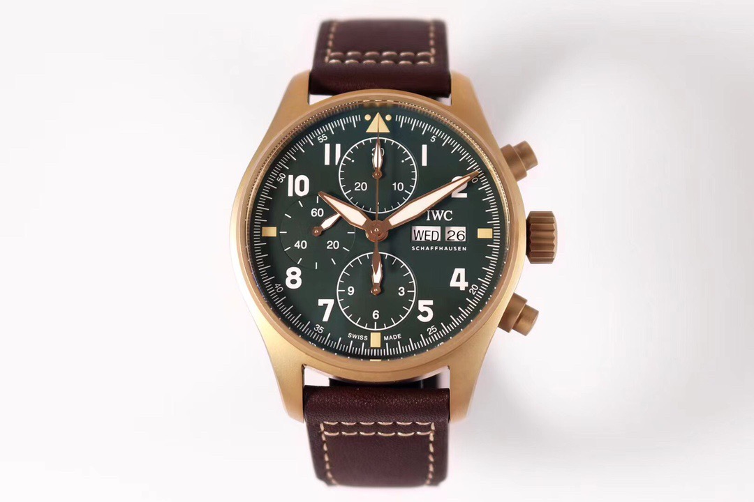 ZF/아이더블유씨 파일럿 IWC3777 V2