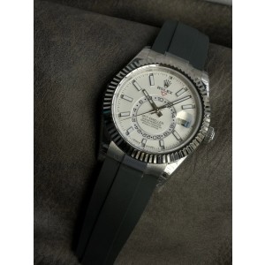 눕/롤렉스 스카이 드웰러 42MM