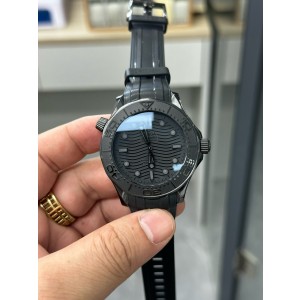 VS/오메가 씨마스터 다이버 300M