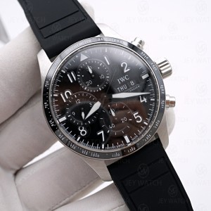 BLS/아이더블유씨 IWC AMG 파일럿 크로노 41mm IW388305