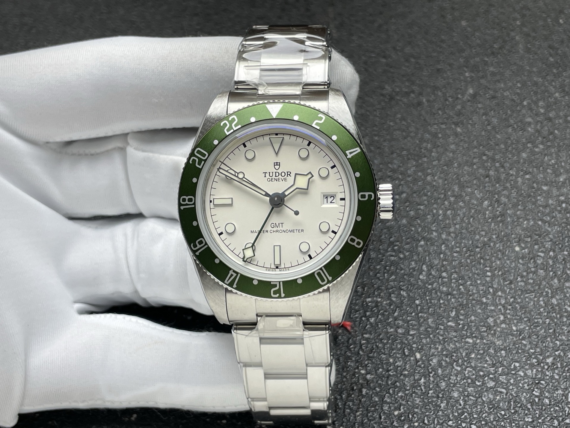 3CF 튜더 블랙베이 58 GMT